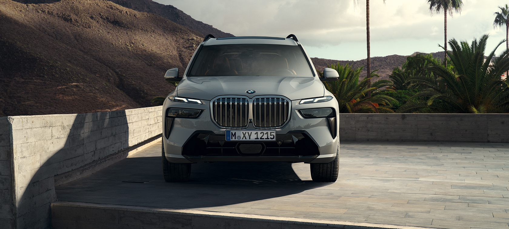 The BMW X7 SERIES (NAGPUR)