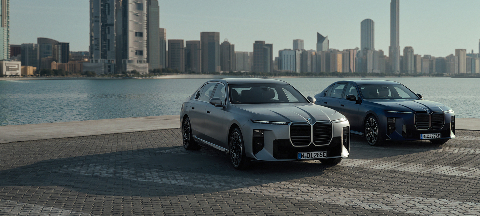 THE FIRST-EVER i7 M70 xDRIVE